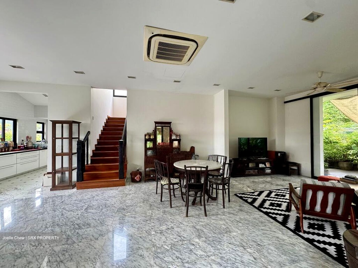 Adelphi Park Estate (D20), Detached #454092421